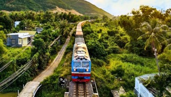 Giá Vé Tàu Hà Nội Quy Nhơn 2026 - DSVN